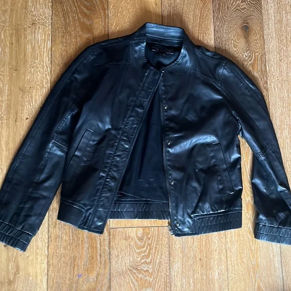 Theory genuine leather jacket petite cropped